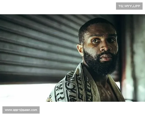 贾伦·恩尼斯亲临德州观战奥蒂兹比赛，公开喊话促成154磅对决